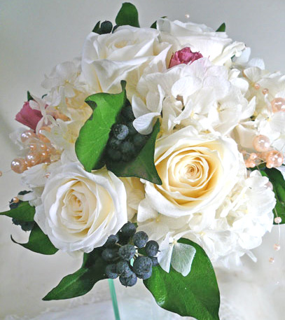 バラ（プリザーブドフラワー）のミニブーケ - 誕生花と花言葉のプレゼント